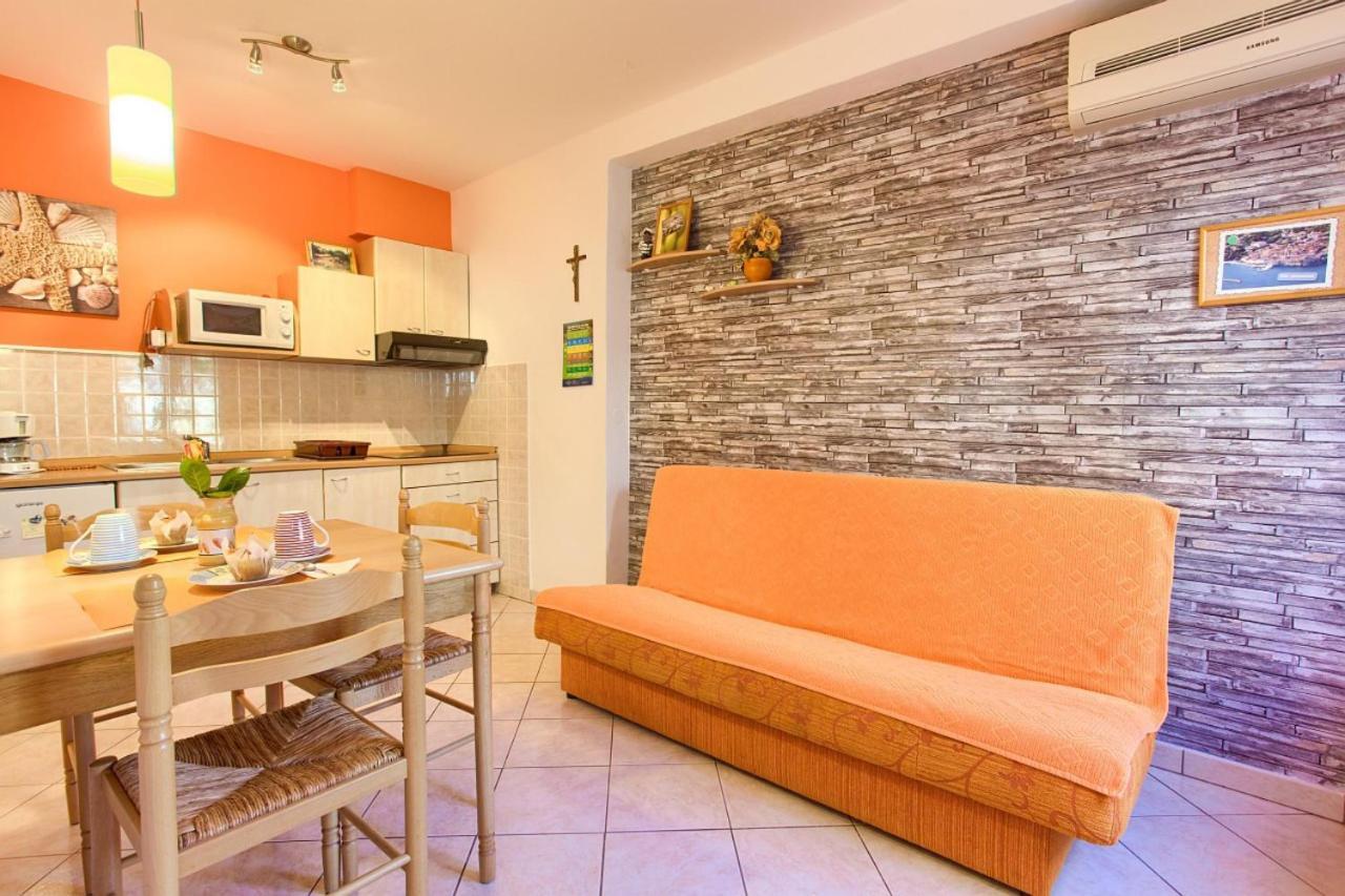 Romantic Apartment Krk Town Exterior foto